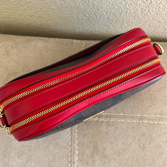 Coach Jes Crossbody / 1941 Red Signature Canvas - Picture 6 of 10